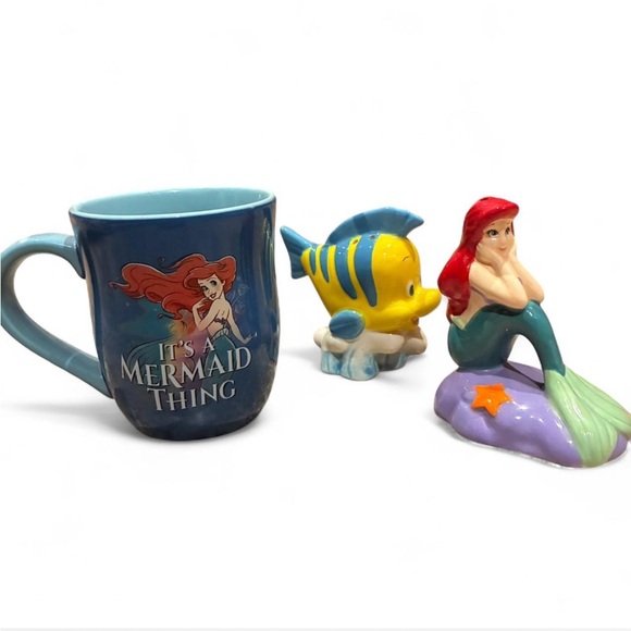 Disney Mug/Kitchen bundle! - Picture 3 of 6